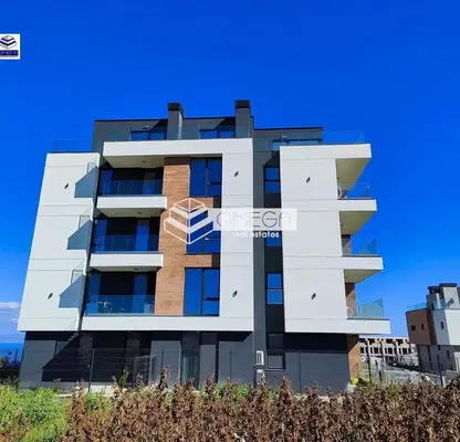Снимка 2 — Тристаен апартамент в Бургас, Крайморие