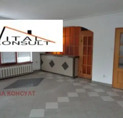 Снимка 4 — Тристаен апартамент с две тераси в Красно село, София