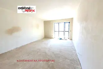 Тристаен апартамент в София, Красно село