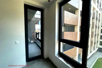 Тристаен апартамент в София, Кръстова вада