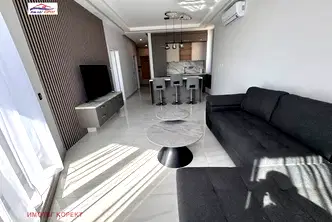 Тристаен апартамент в София, Кръстова вада