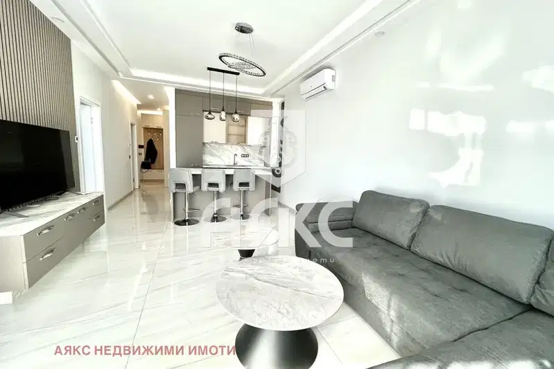 Тристаен апартамент в София, Кръстова вада