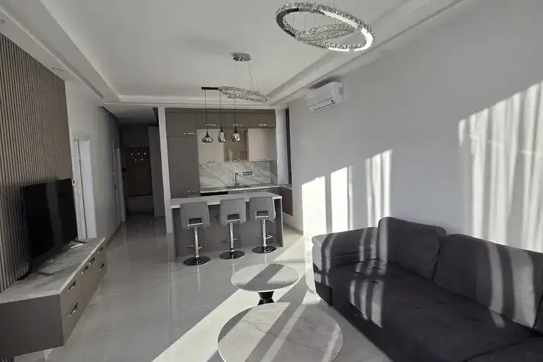 Тристаен апартамент в София, Кръстова вада