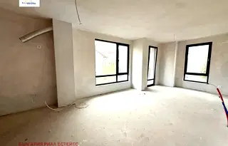 Тристаен апартамент в София, Кръстова вада