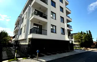 Тристаен апартамент в София, Кръстова вада