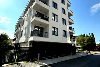 Тристаен апартамент в София, Кръстова вада