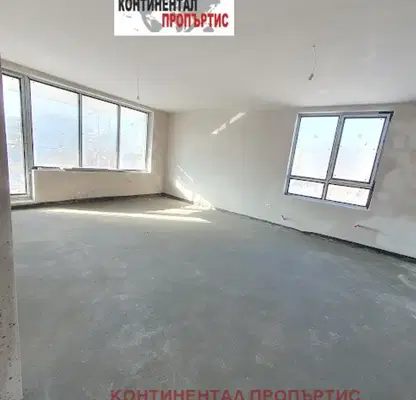 Снимка 2 — Тристаен апартамент с модерно строителство в Кръстова вада