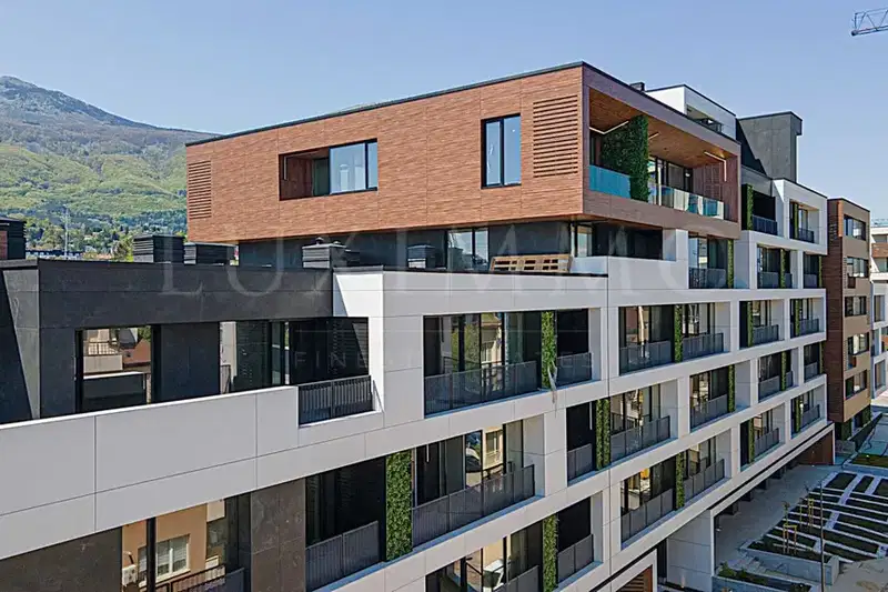 3-bedroom apartment in Sofiya, Krystova Vada