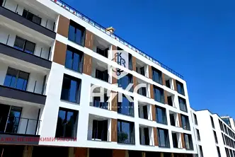Тристаен апартамент в София, Кръстова вада
