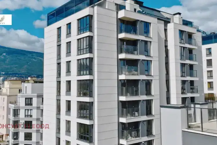 3-bedroom apartment in Sofiya, Krystova Vada