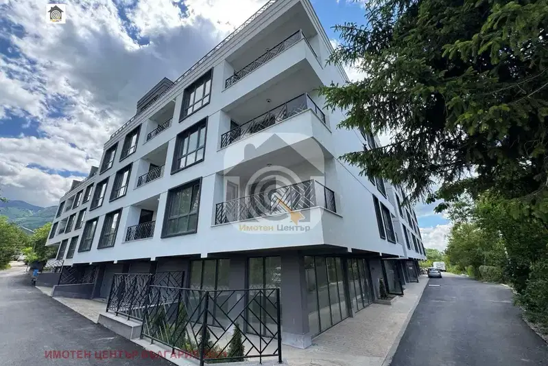 3-bedroom apartment in Sofiya, Krystova Vada