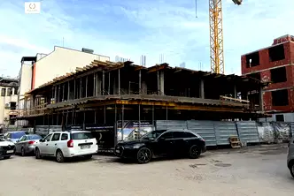 Тристаен апартамент в София, Кръстова вада