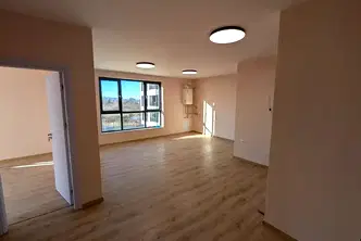Тристаен апартамент в София, Кръстова вада