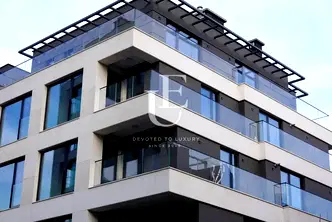 Тристаен апартамент в София, Кръстова вада