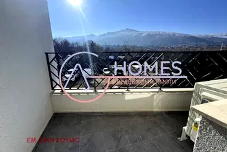 Тристаен апартамент в София, Кръстова вада