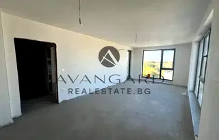 Тристаен апартамент в Пловдив, Кършияка