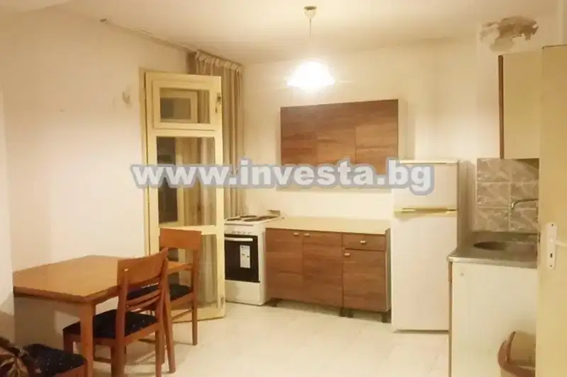 3-bedroom apartment in Plovdiv, Kyrshiyaka