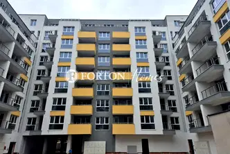 Тристаен апартамент в Пловдив, Кършияка