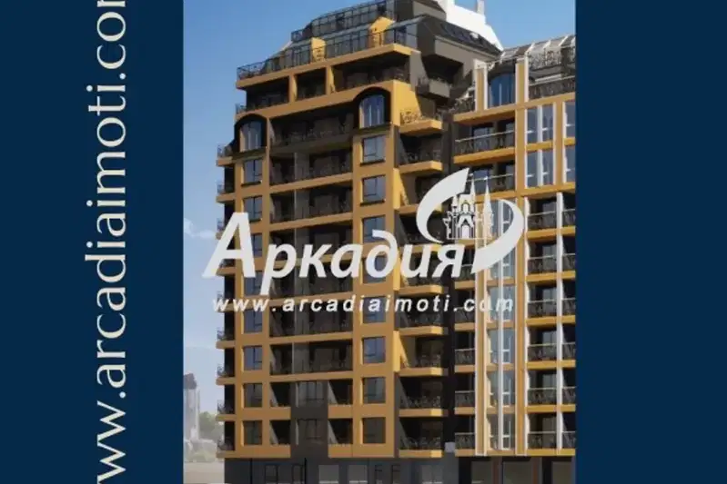 Three-room apartment with terrace and view of the Maritsa River in Karshiyaka, Plovdiv
