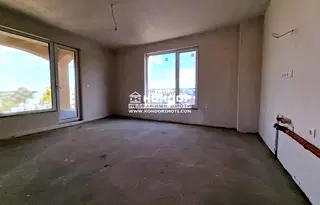 Тристаен апартамент в Пловдив, Кършияка