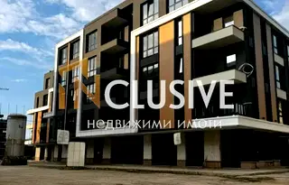 Просторен 3-стаен апартамент с голяма тераса в Кършияка, Пловдив