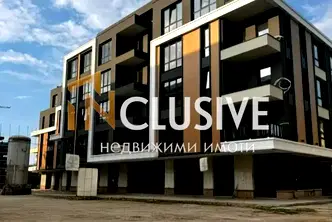 Просторен 3-стаен апартамент с голяма тераса в Кършияка, Пловдив
