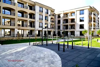 Тристаен апартамент в Пловдив, Кършияка
