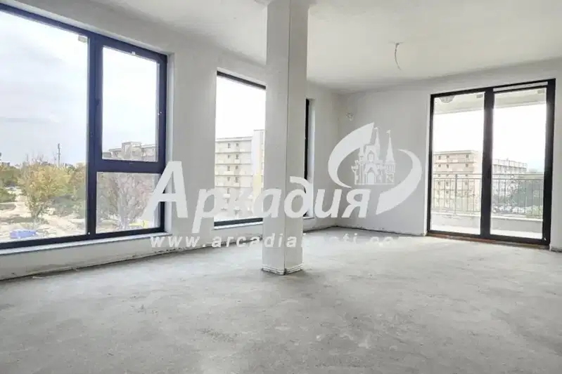 3-bedroom apartment in Plovdiv, Kyrshiyaka