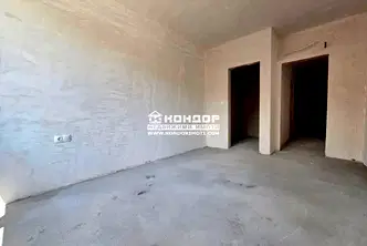 Тристаен апартамент в Пловдив, Кършияка