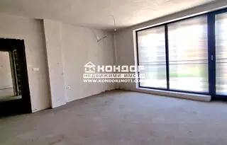 Тристаен апартамент в Пловдив, Кършияка