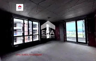Просторен 3-стаен апартамент с голяма тераса в Кършияка, Пловдив