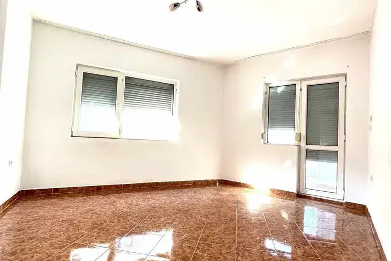 3-bedroom apartment in Plovdiv, Kyrshiyaka