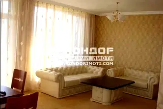 Тристаен апартамент в Пловдив, Кършияка