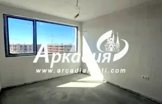 Тристаен апартамент в Пловдив, Кършияка