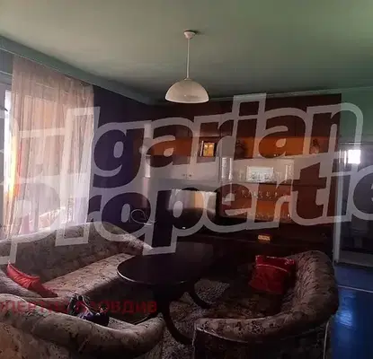 Снимка 2 — Тристаен апартамент в Пловдив, Кършияка
