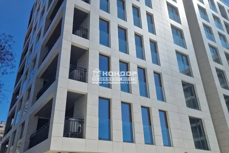 3-bedroom apartment in Plovdiv, Kyrshiyaka