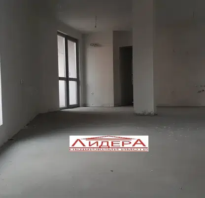 Снимка 4 — Тристаен апартамент в Пловдив, Кършияка