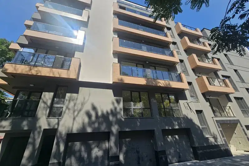 3-bedroom apartment in Plovdiv, Kyrshiyaka
