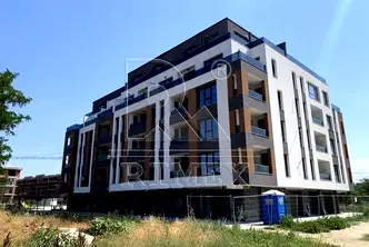 Тристаен апартамент в Пловдив, Кършияка