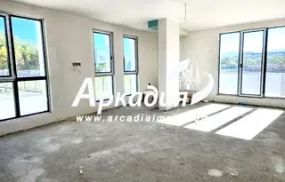 Тристаен апартамент в Пловдив, Кършияка