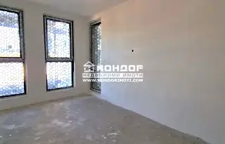 Тристаен апартамент в Пловдив, Кършияка
