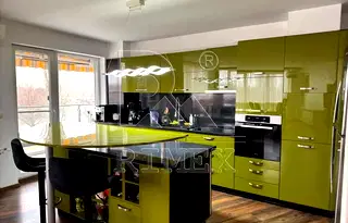Тристаен апартамент в Пловдив, Кършияка
