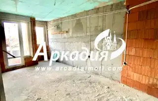 Тристаен апартамент с модерна архитектура в Кършияка, Пловдив