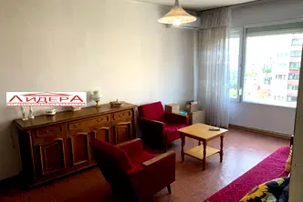 Тристаен апартамент в Пловдив, Кършияка