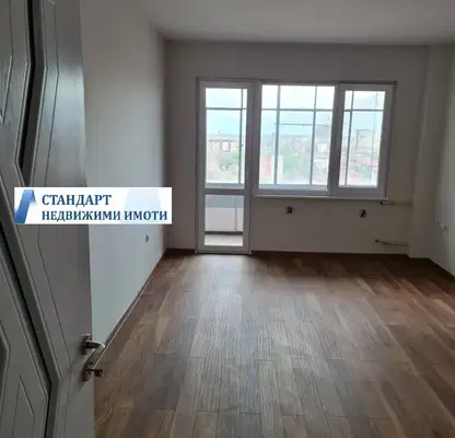 Снимка 2 — Тристаен апартамент в Пловдив, Кършияка