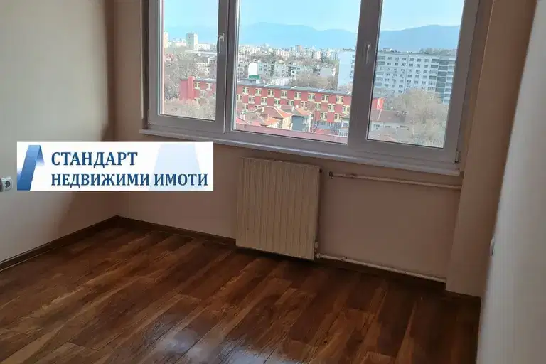 Тристаен апартамент в Пловдив, Кършияка