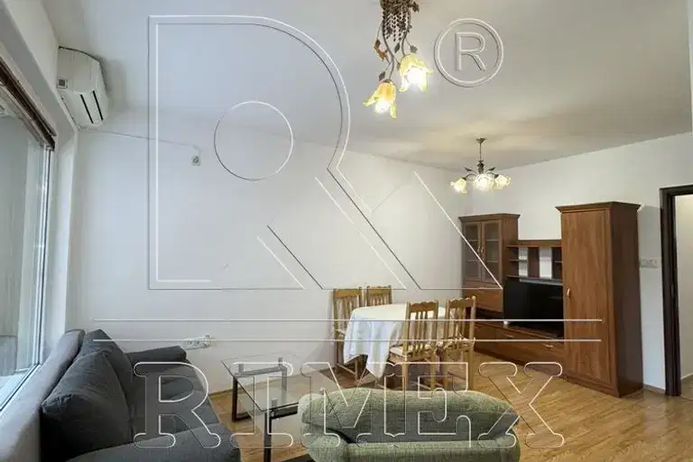 3-bedroom apartment in Plovdiv, Kyrshiyaka