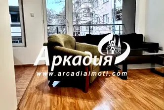 Тристаен апартамент в Пловдив, Кършияка