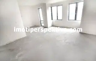 Тристаен апартамент в Пловдив, Кършияка