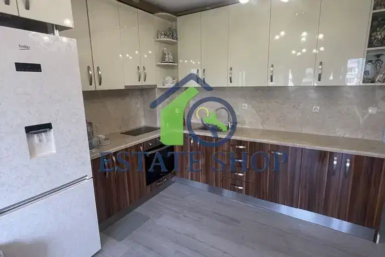 Three-room apartment with two terraces in Kyuchuk Parij, Plovdiv